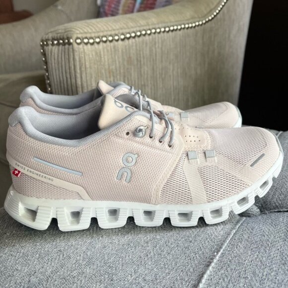 On Running White Sneakers - Picture 1 of 4